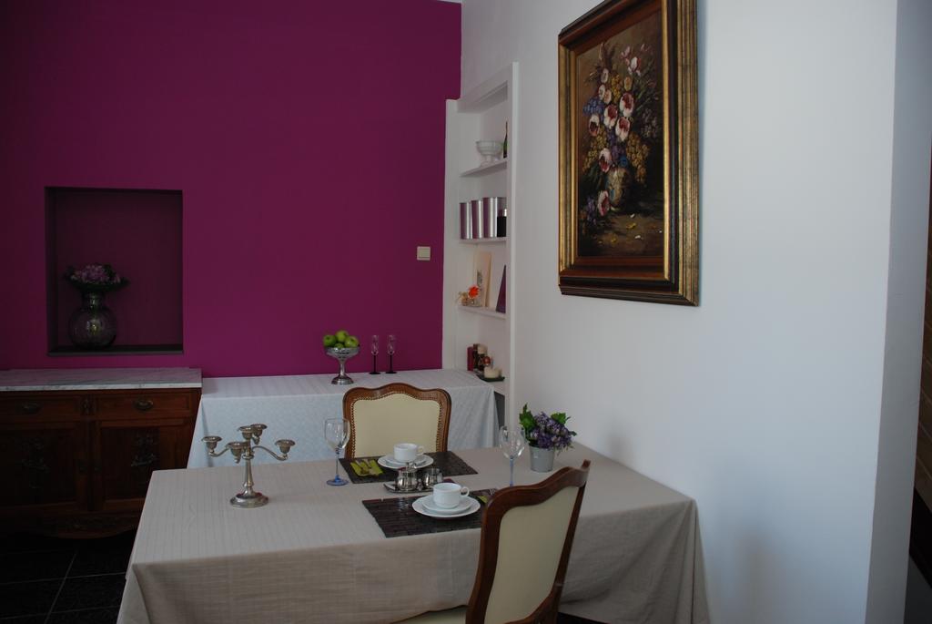 B&B Golden Corner 24 Mechelen Exterior photo